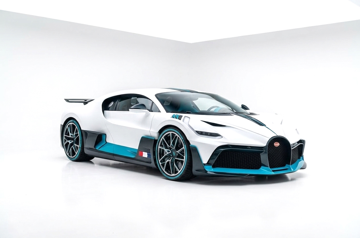 Bugatti Divo – recently sold by luxcars.one