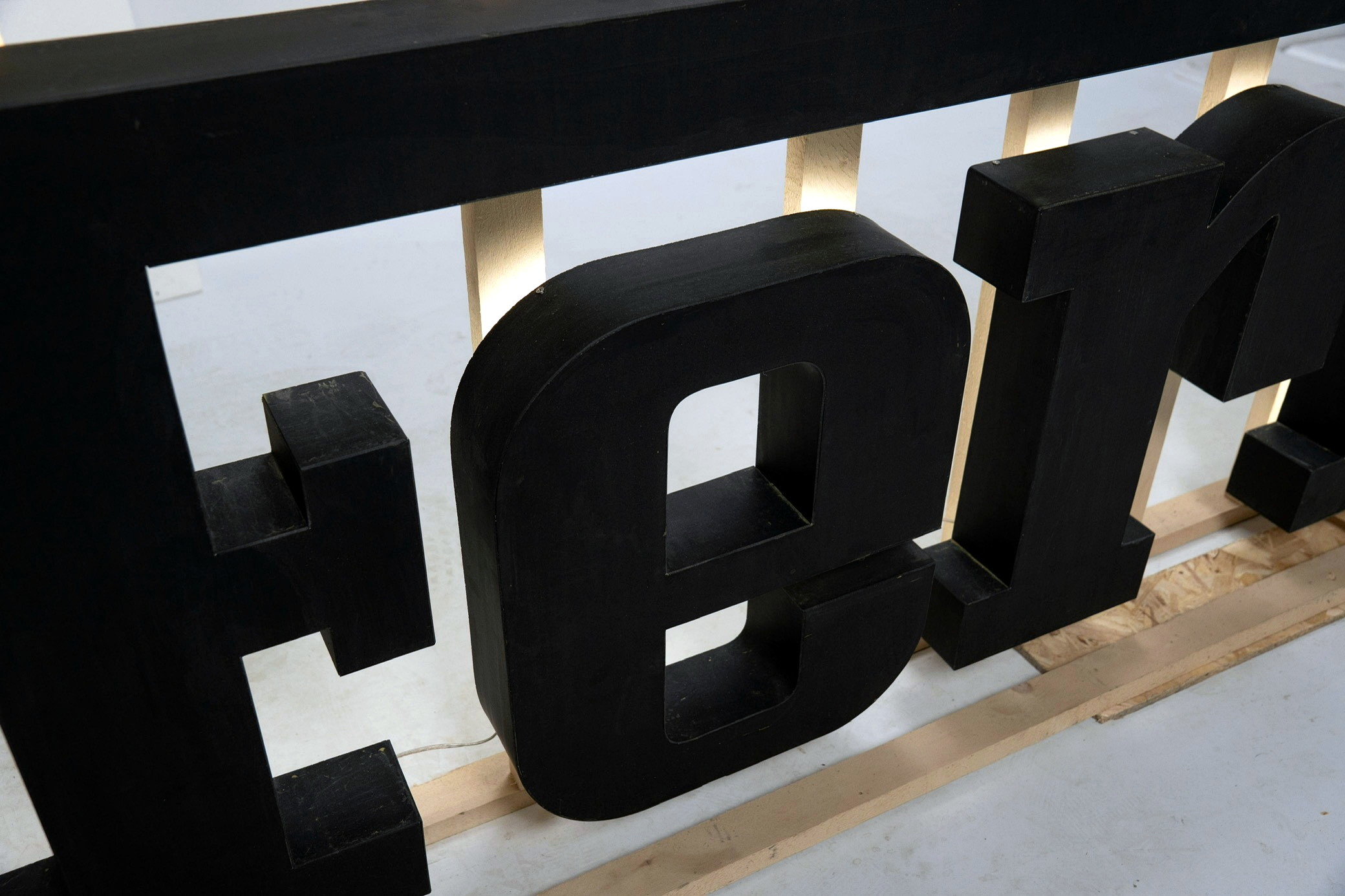 All-Black Retro-Illuminated Ferrari Interior Sign — image 01