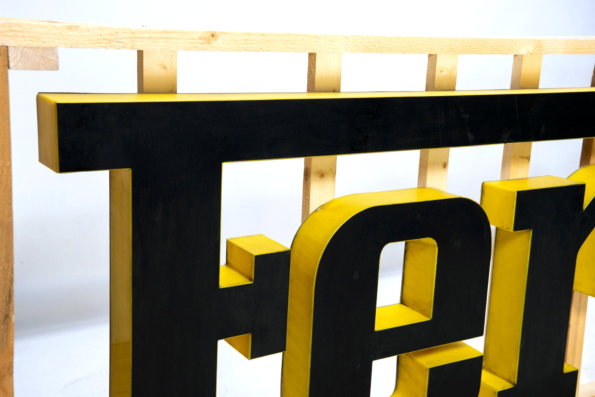 Black-Front Vintage Ferrari Dealer Sign — image 02