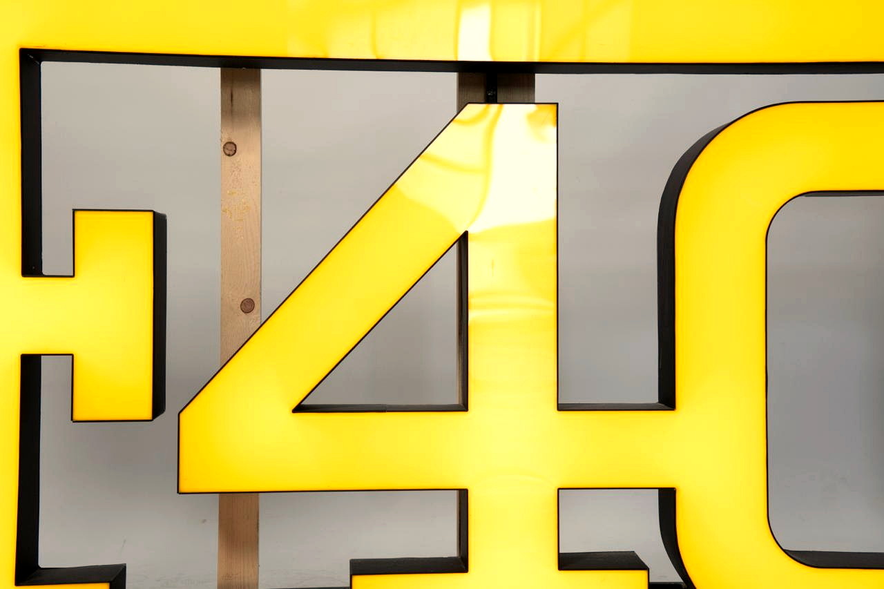 Ferrari Sign — US Market / Illinois Find — image 08