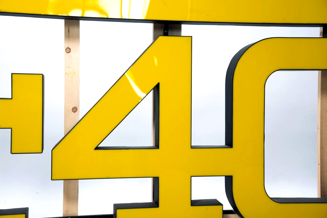 Ferrari Sign — US Market / Illinois Find — image 12