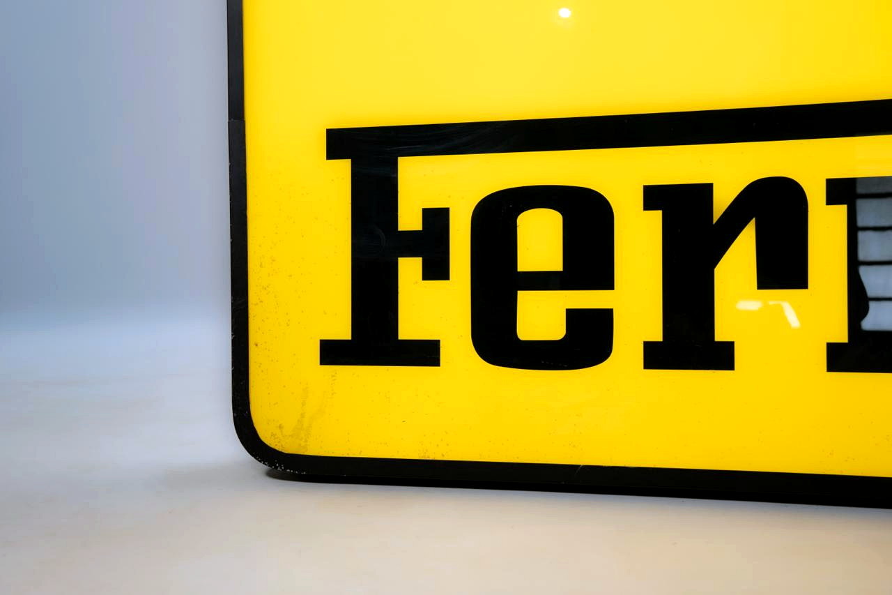 Largest Ferrari Logo — Bologna Market Find — image 02