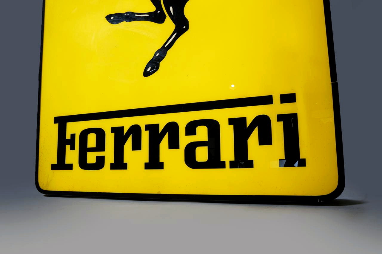 Largest Ferrari Logo — Bologna Market Find — image 04