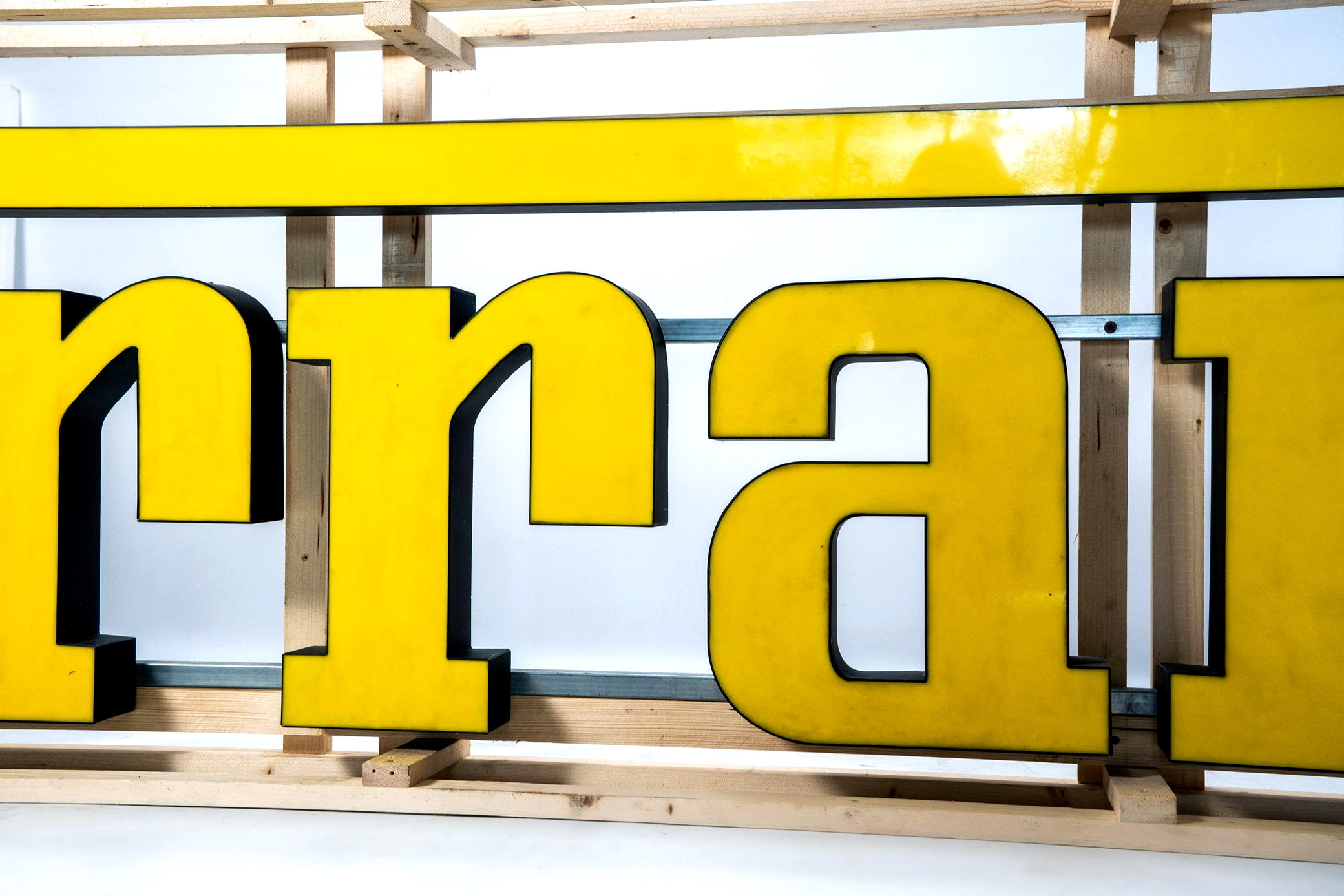 Vintage Ferrari Dealership Sign — image 01