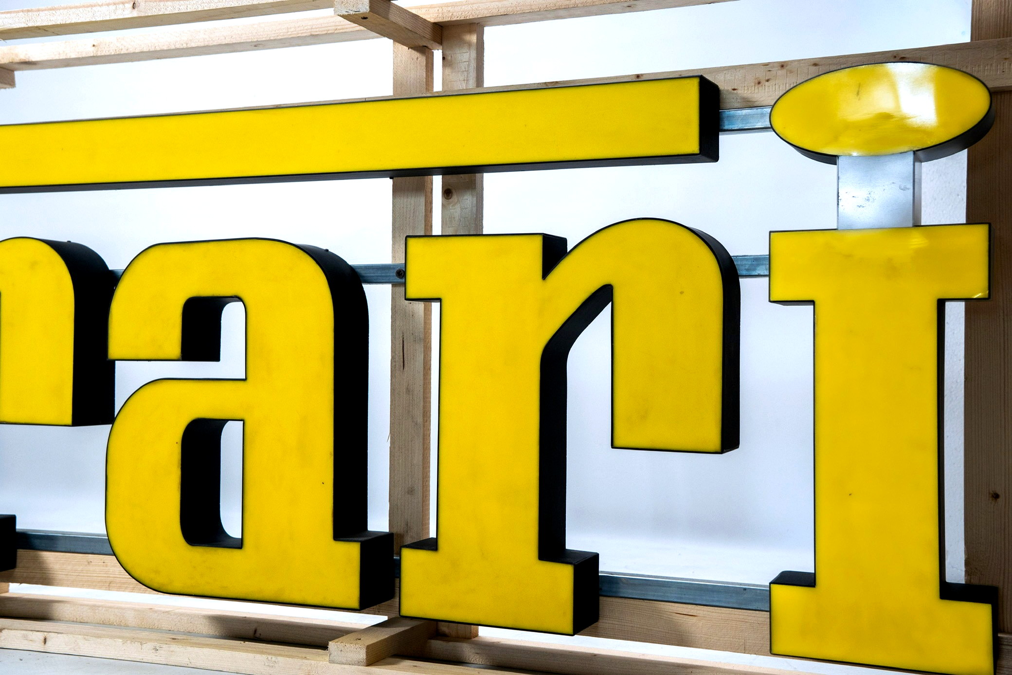 Vintage Ferrari Dealership Sign — image 03