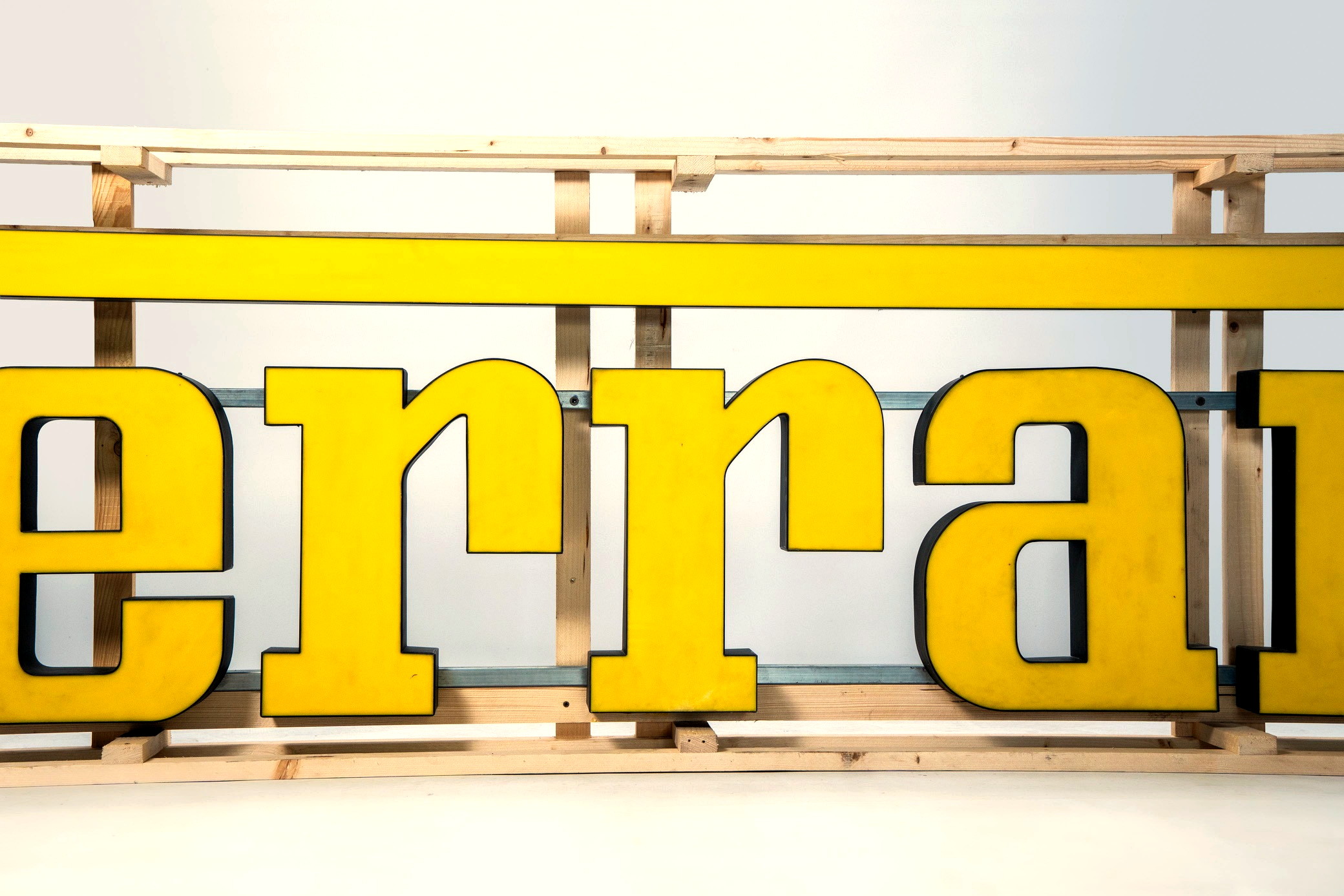 Vintage Ferrari Dealership Sign — image 12