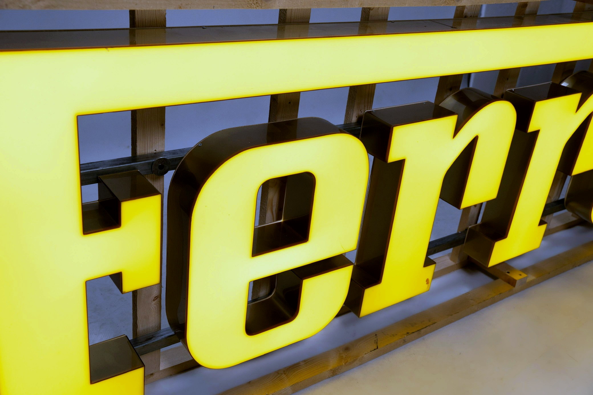 Vintage Ferrari Dealership Sign — Warehouse Storage — image 11